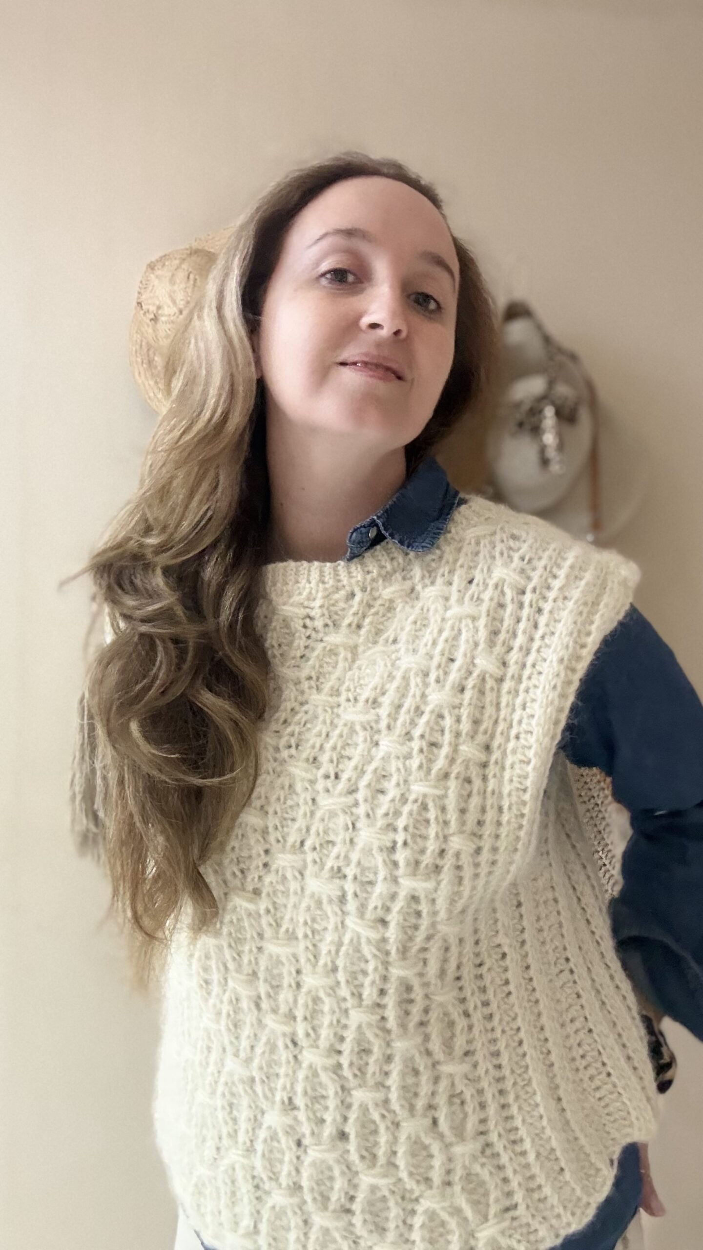 Curso online de crochet- Como tejer un Chaleco/ Isabella Vest - Imagen 3